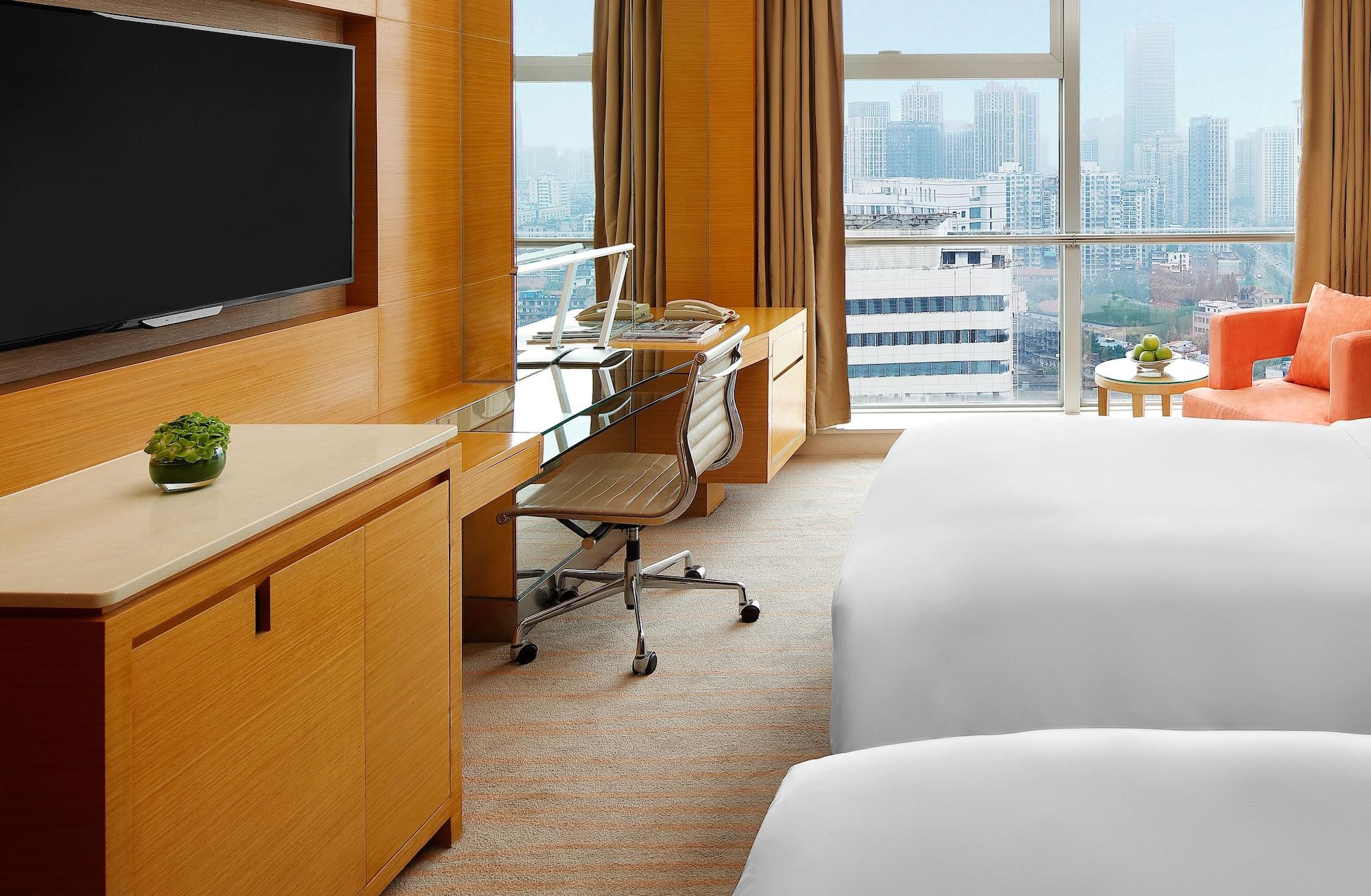 New World Wuhan Hotel Exterior foto
