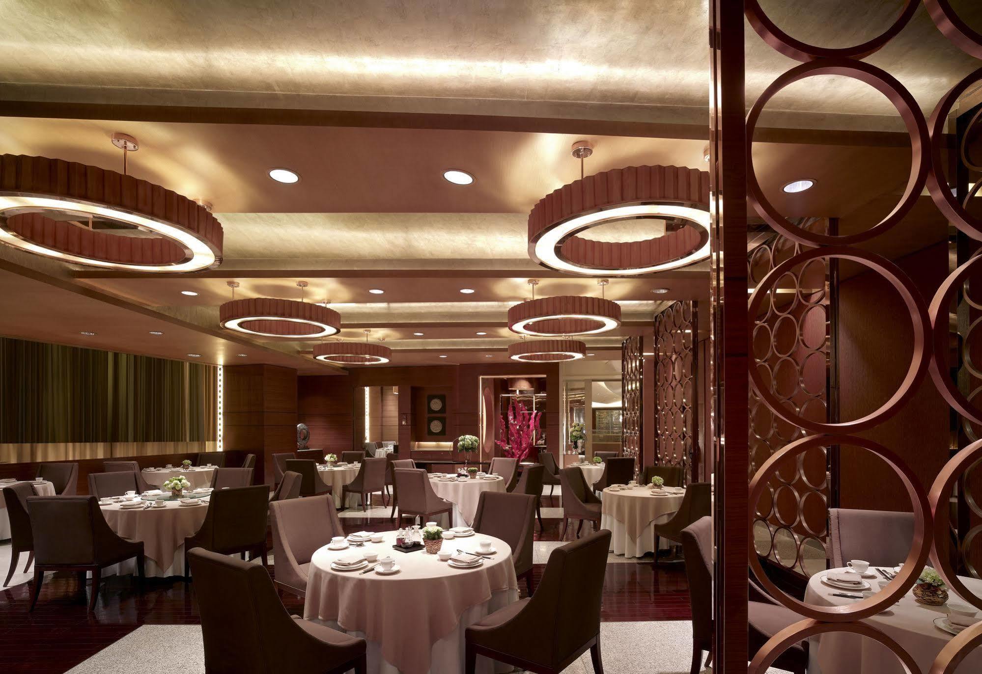 New World Wuhan Hotel Exterior foto